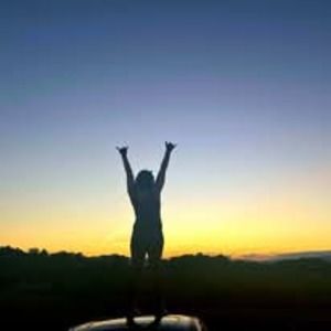 Meet your Posher, Hillary